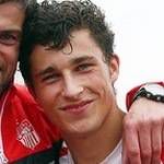 https://img.zhizhuzhibot.com.cn/img/football/player/fe707f4f87ba22e0633c2d60de0008a7.png